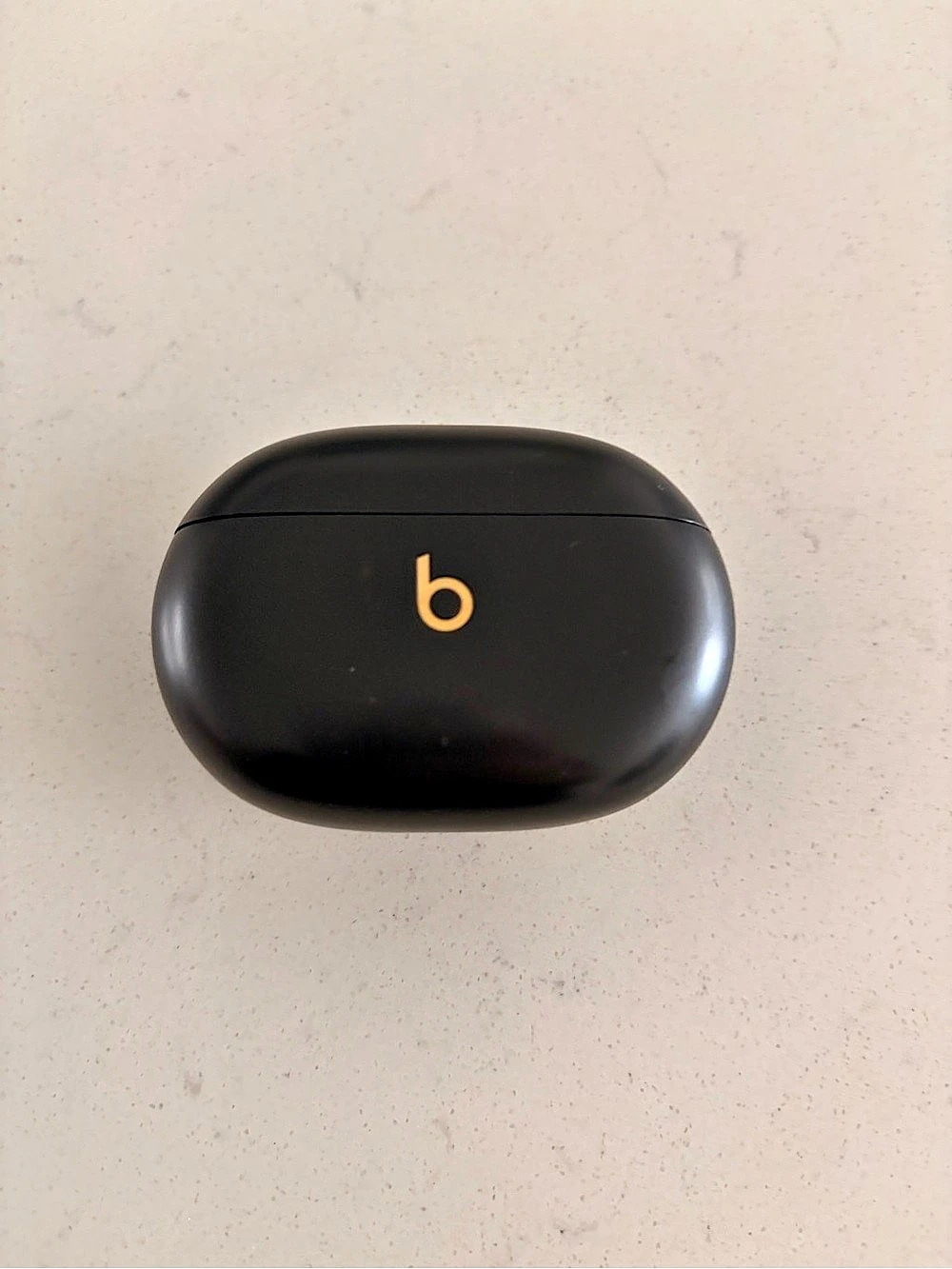 Beats Wireless Earbuds in Black
